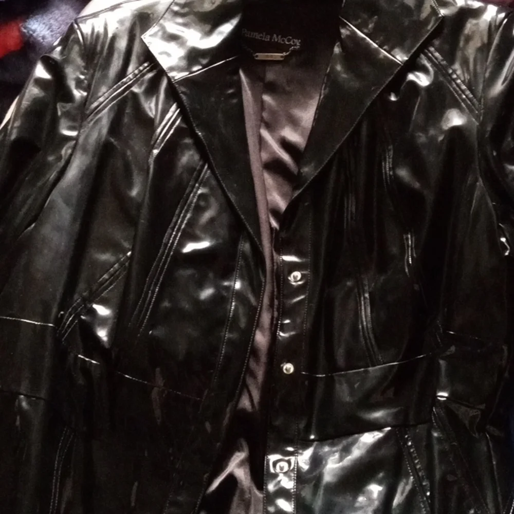 Pamela McCoy Jacket - Picture 4 of 7